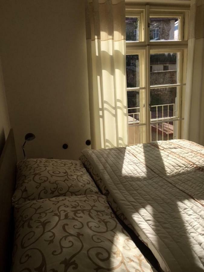 Apartman S Vyhladom Apartment Кремница Екстериор снимка